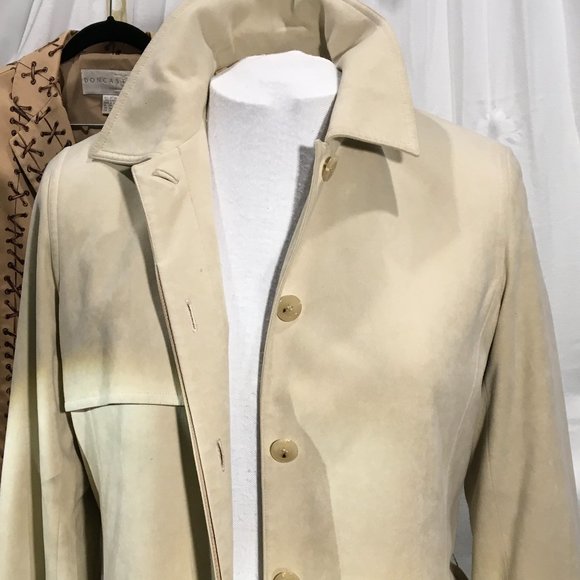 Coat, Skirt Suit and Scarf Ensemble (sz 6/8)